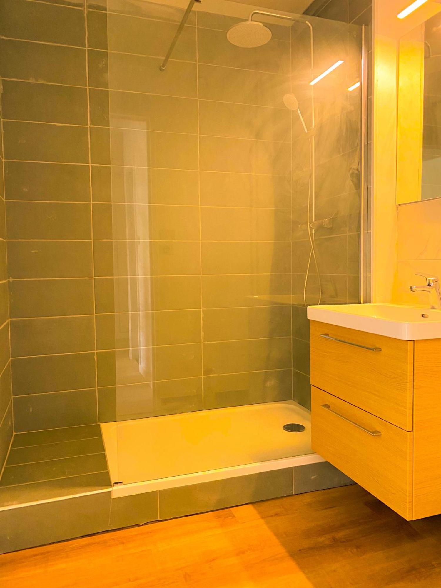 Spacieux Appartement Lumineux Brest Exteriör bild